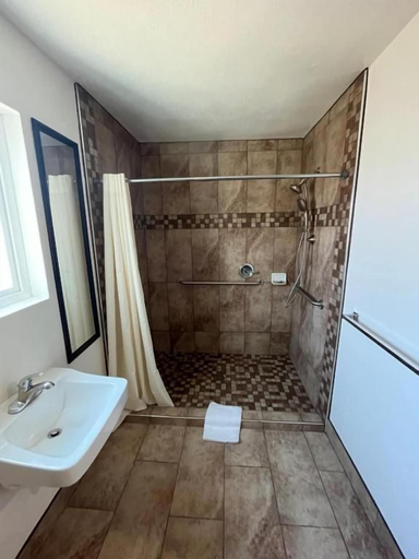 Bathroom 4, American Inn Grover Beach, San Luis Obispo