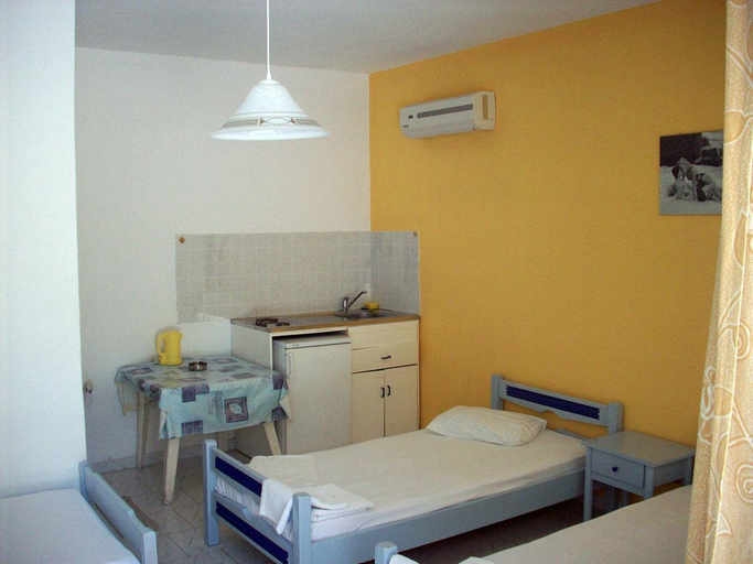 Others 5, Rena Studios, South Aegean