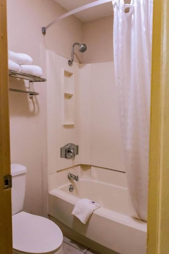 Bathroom 5, Motel 6 Nacogdoches TX, Nacogdoches
