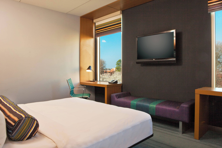 Bedroom 3, Aloft by Marriott Chesapeake, Chesapeake