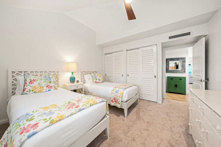 Bedroom 2, Remodeled Beachfront 2BD w Year Round Beach - Maalaea Surf A6, Maui