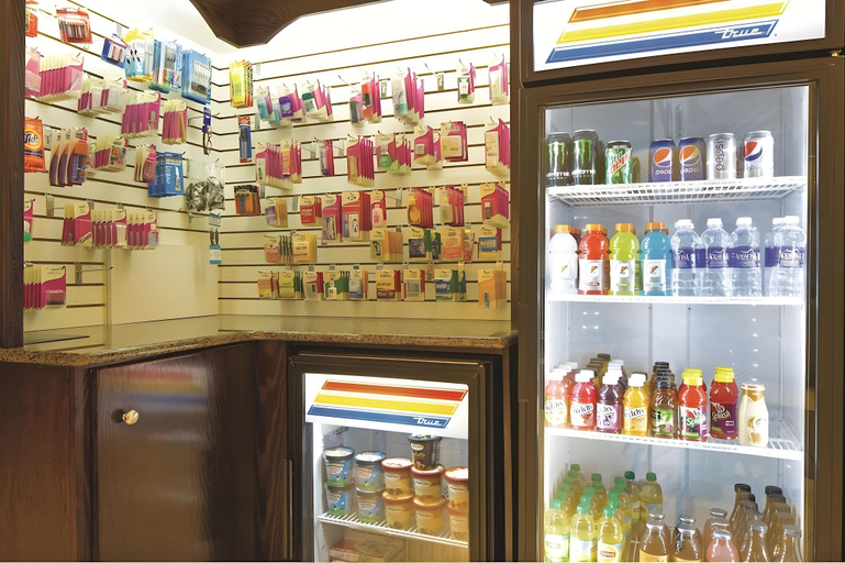 Food & Drinks 5, La Quinta Inn & Suites by Wyndham Salisbury, Wicomico