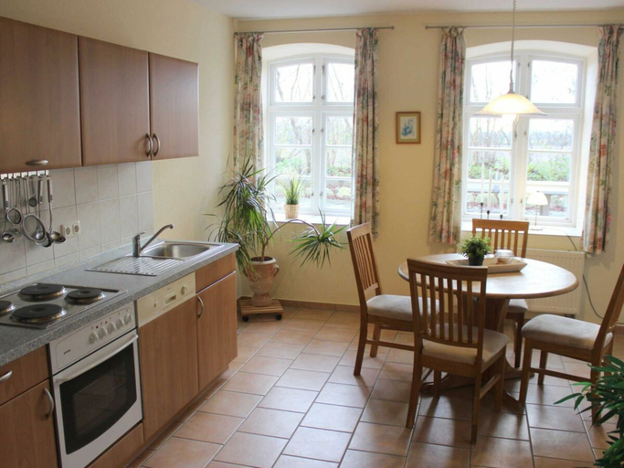 Private kitchen 4, Holiday Apartment With 1 Bedroom, Schleswig-Flensburg