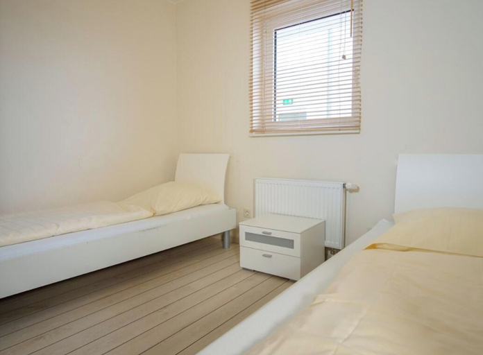Room 1, Holiday Apartment With 2 Bedrooms, Ostholstein
