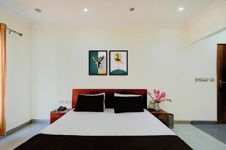 Room 2, Collection O Bus Terminal Haldwani, Nainital