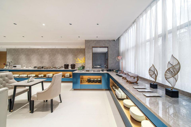 Sport & Beauty, Elong Anyue Hotel (Shenzhen Longhua Subway Station), Shenzhen