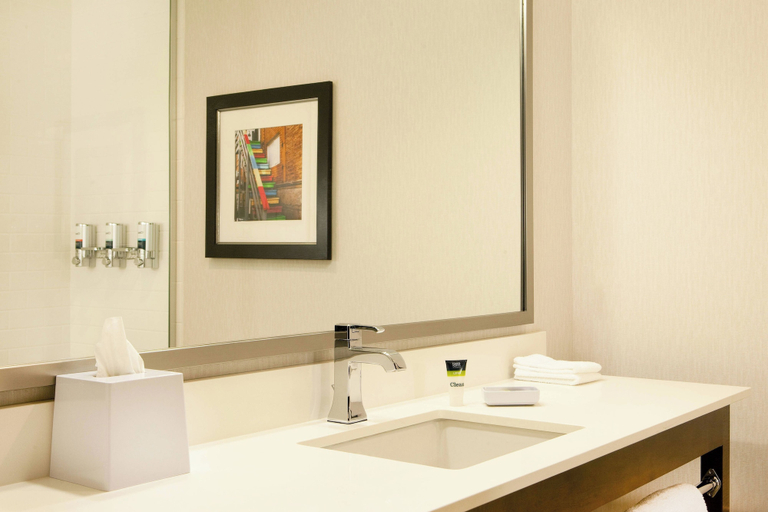 Bathroom 4, Four Points by Sheraton Newark Christiana Wilmington, New Castle