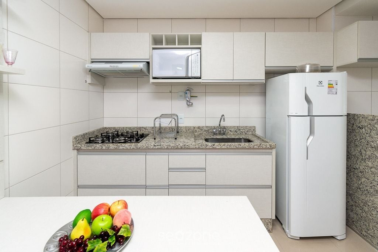 Private kitchen 2, Flat in a Cond. With Pool, Setor Bueno - Txp0807, Goiania