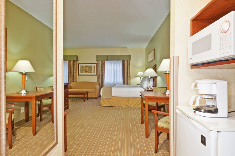 Bedroom 5, Holiday Inn Express WINFIELD - TEAYS VALLEY, Putnam