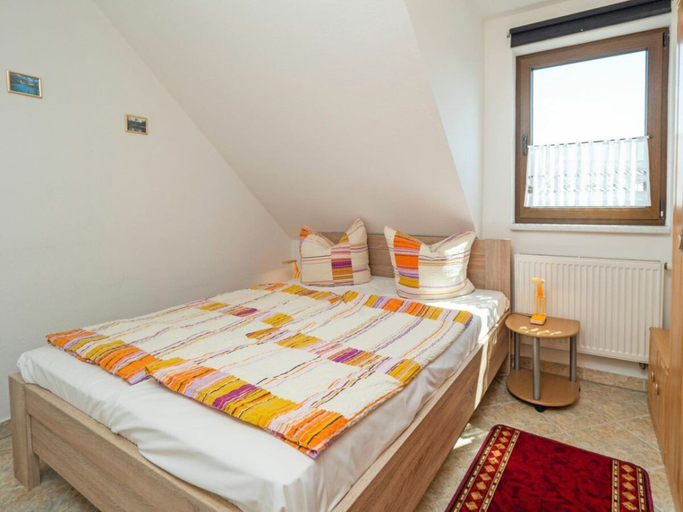 Room 2, House Ahrens Apartment 5, Vorpommern-Rügen