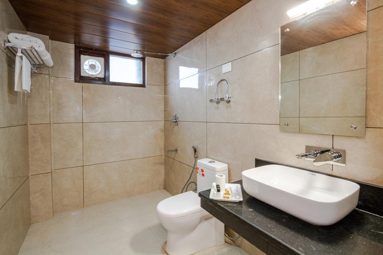 Bathroom 4, Tripli Hotels Drilbu Manali, Kullu