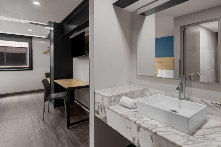 Bathroom 4, Hotel MX lagunilla CDMX, Trademark Collection by Wyndham, Mexico City