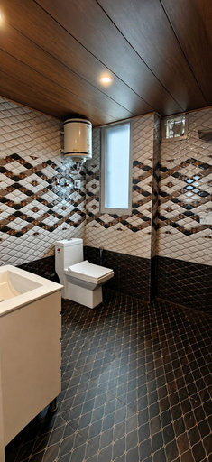Bathroom, Mahamaya Resort, Kullu