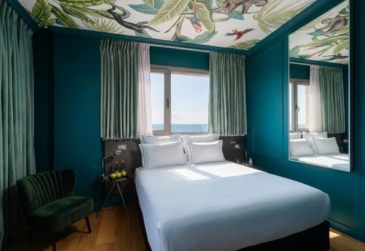 Bedroom 3, Olympia Hotel - by Zvieli Hotels