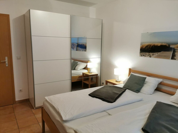 Bedroom 4, Apartment Building Linquenda 08, Vorpommern-Greifswald