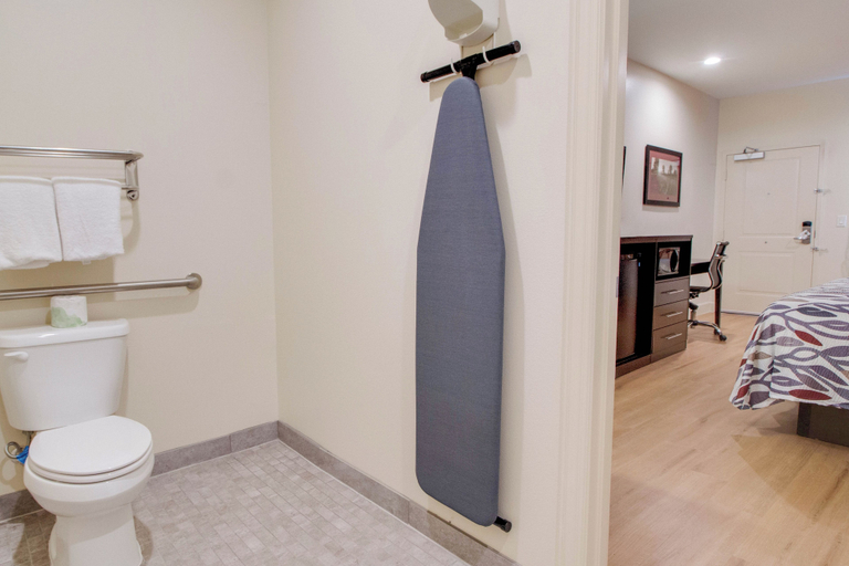 Bathroom 4, Red Roof Inn Houston - Willowbrook, Houston