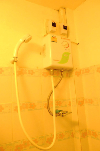 Bathroom 3, Kaikatak Resort, Klaeng