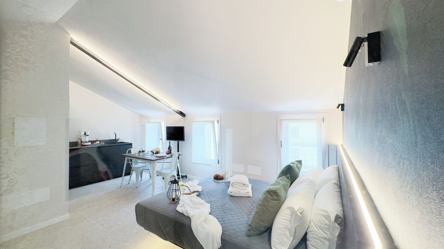 Interior 2, Graceful Apartments Hell Apartment by Ca-sa Check, Venezia