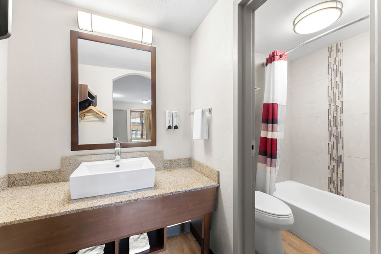 Bathroom 4, Red Roof Inn Lancaster, Lancaster