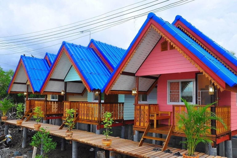 Exterior & Views 2, Sampaongern Homestay, Ban Laem