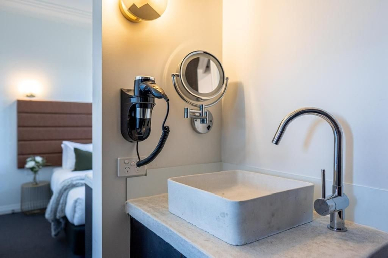 Bathroom 4, Grand Hotel Wyong, Wyong - South and West