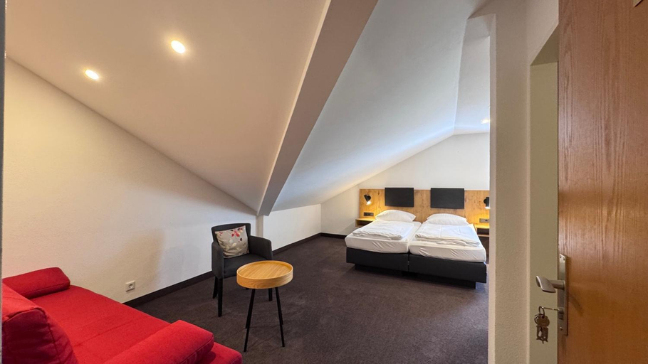 Bedroom 2, Hotel Dreieich, Offenbach