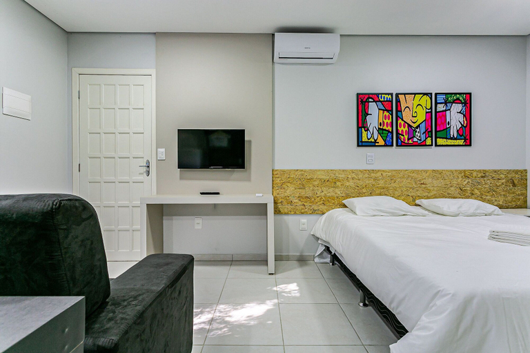 Room 5, Beautiful Loft Front of Lagoa da Conceicao Sdr010, Florianopolis