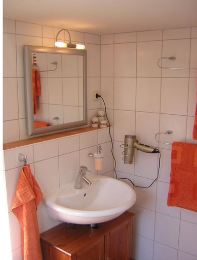Bathroom 2, Holiday Under a Thatched Roof, Vorpommern-Rügen