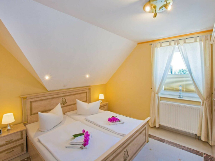 Room 3, Holiday Apartment With 1 Bedroom, Vorpommern-Greifswald