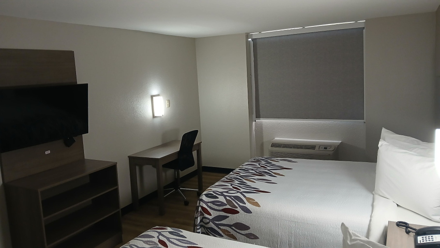 Bedroom 2, Red Roof Inn Alexandria, LA, Rapides