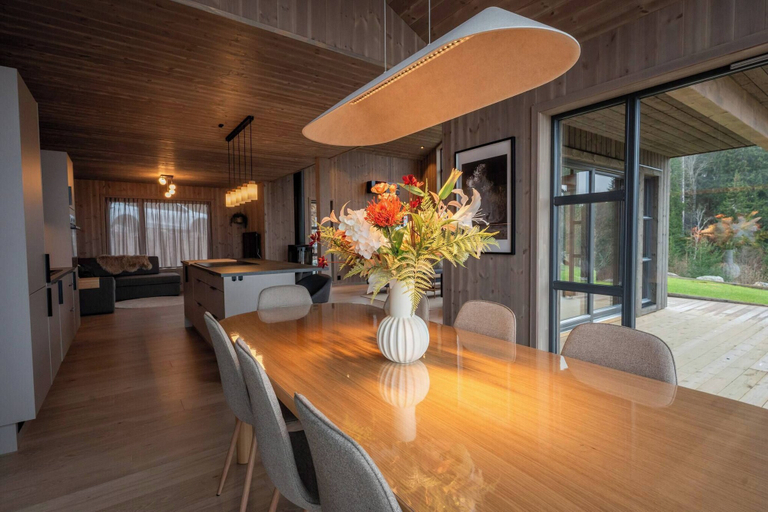 Dining room 5, Luxury Cabin, Wellness and View Over the Tyrifjord, Modum