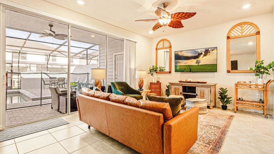 Interior 3, Vibrant Villa With Tropical Mural & Fun Bunk Beds, Polk