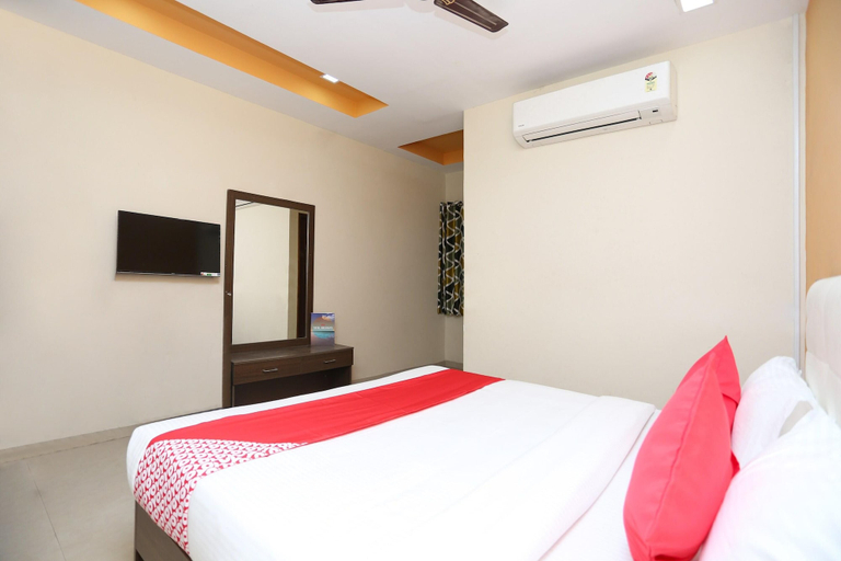 Room 5, Deluxe Amar Marriage Palace, Raipur