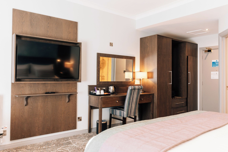 Bedroom 3, The Lodge Hotel, Causeway Coast and Glens