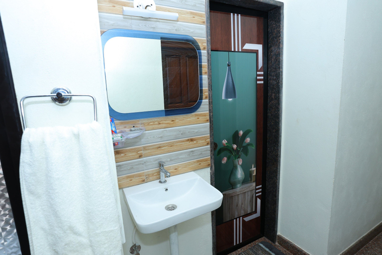 Bathroom 3, The Penthouse at Swiss Avenue, Udupi