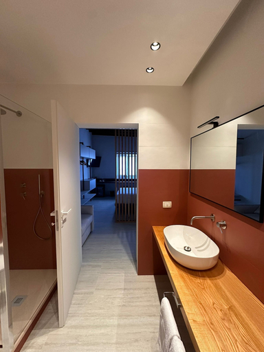 Bathroom 5, Zahir Rooms & wellness, Trapani
