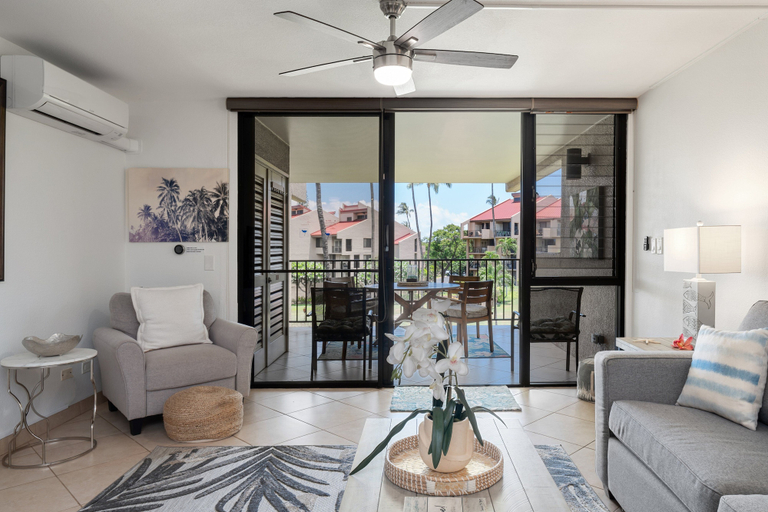 Others 3, Remodeled Condo Across Beach w Pool AC - Kamaole Sands 7307, Maui