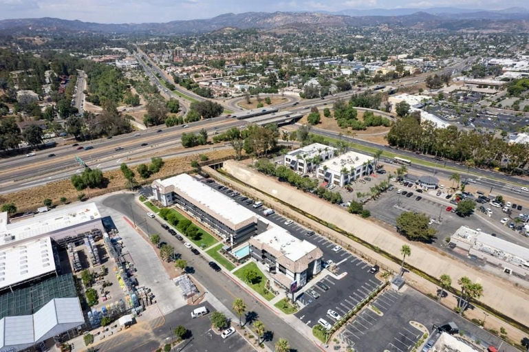Exterior & Views 2, Motel 6 Escondido, San Diego