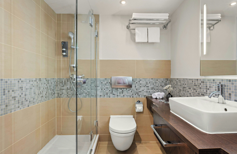 Bathroom 4, Leonardo Hotel Vienna Westbahnhof, Wien