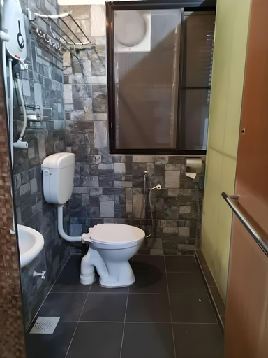 Bathroom 4, HS Farm Stay, Ledang