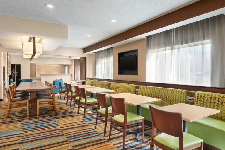 Food & Drinks 4, Fairfield Inn By Marriott Deptford, Gloucester