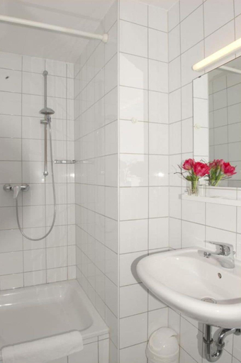 Bathroom 5, Hotel am Rokokogarten, Würzburg