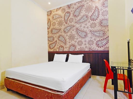 Others 3, Collection O The Bangkok Cha Cha Suite, Lat Phrao