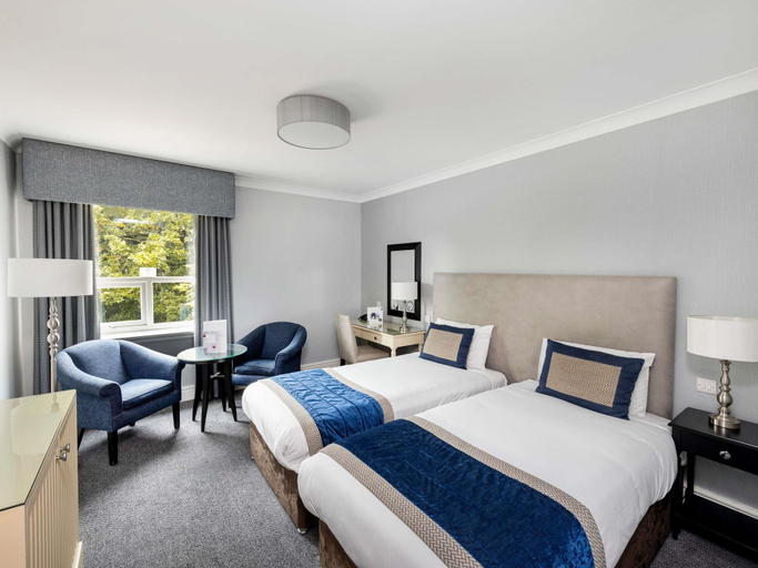 Bedroom 3, Mercure Manchester Norton Grange Hotel & Spa, Rochdale