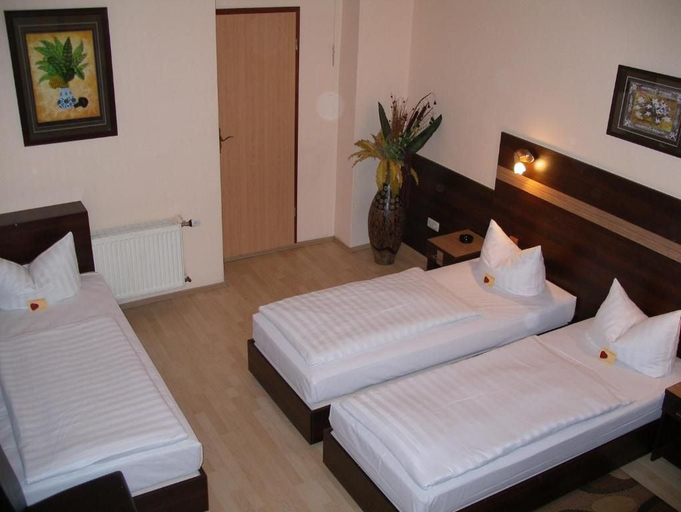 Bedroom 5, Hotel Elbe, Frankfurt am Main