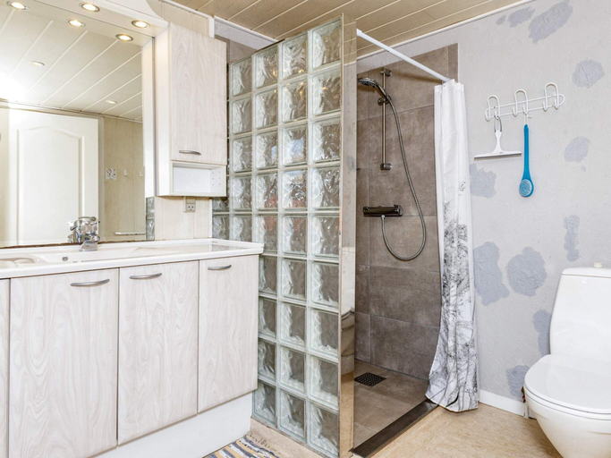Bathroom, 4 Person Holiday Home in Hojslev-by Traum, Skive