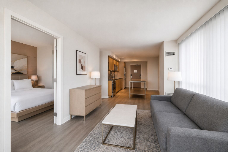 Room 3, Eastgate City Hotel, Toronto