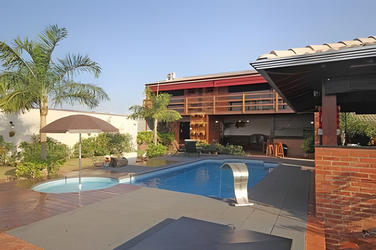 Pool 2, Recanto Reino Encantado 1, Olímpia