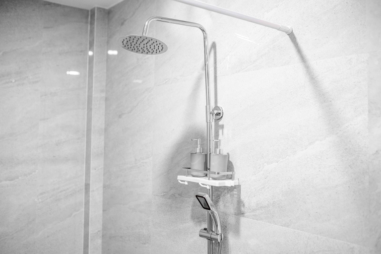 Bathroom 2, Aquatic Mathiveri, North Ari Atoll