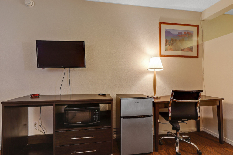 Others 5, Red Roof Inn Needles, San Bernardino